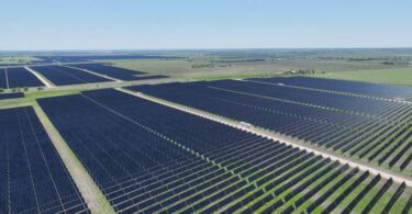 Utility-scale solar energy investment in the United States with large solar farm in Texas